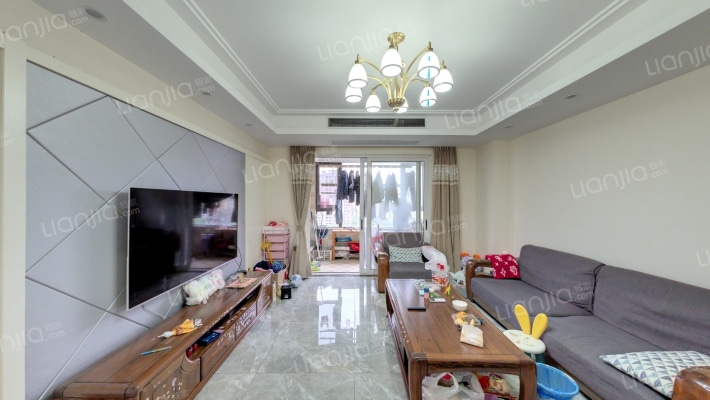 鼎豪名苑二手房实景图