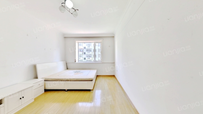 信恒现代城二手房实景图