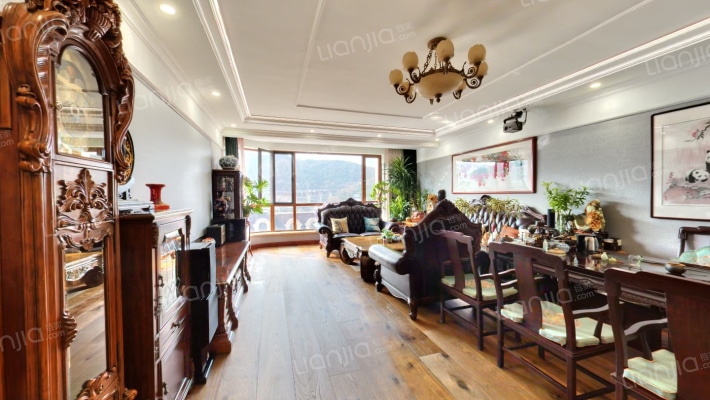 明秀庄园一期二手房实景图