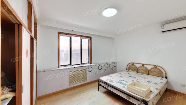 日月东华二手房实景图