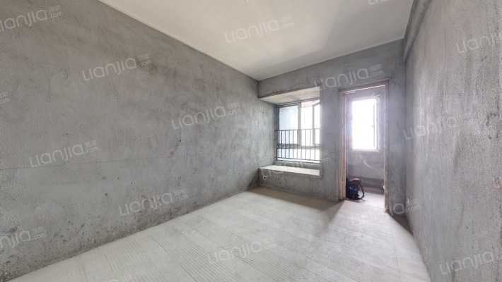 升伟铂寓二手房实景图