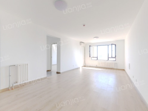 整租·鲁商蓝岸公馆 3室1厅 南/北