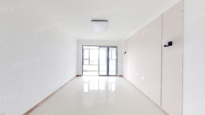 恒大悦珑台二手房实景图