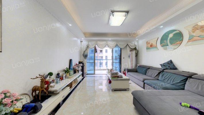 机场国际公寓二手房实景图