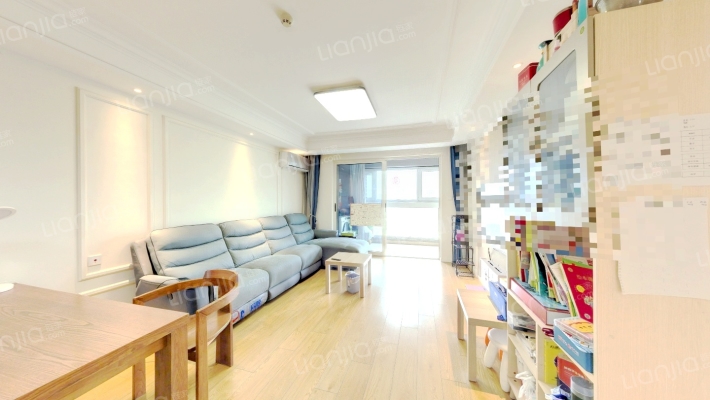 新城吾悦广场二手房实景图