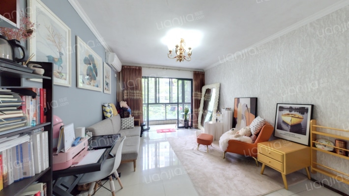 一品湖山二手房实景图