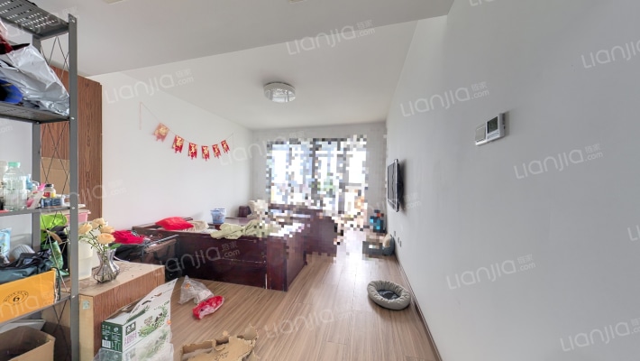 天鹅湖畔小区二手房实景图