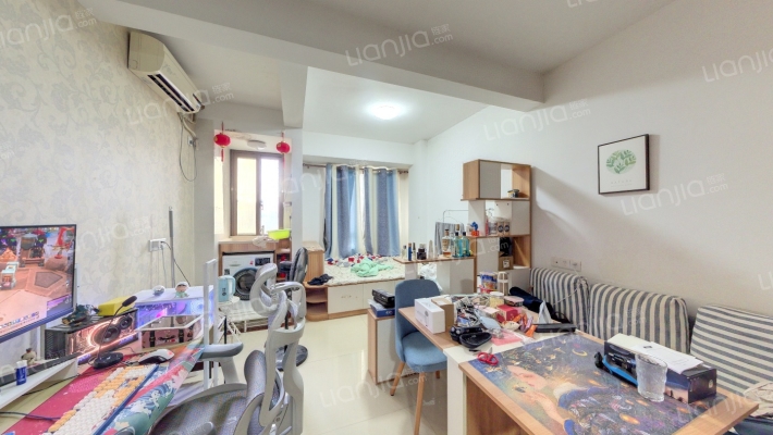 上城国际南区二手房实景图