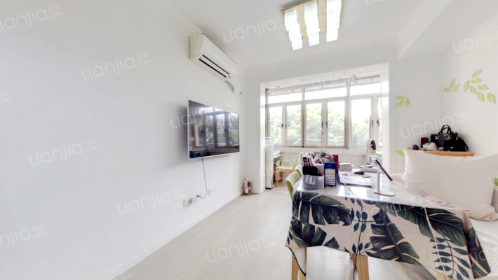 新泾三村二手房实景图