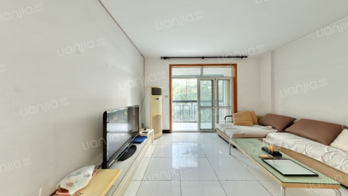 怡和苑南区二手房实景图