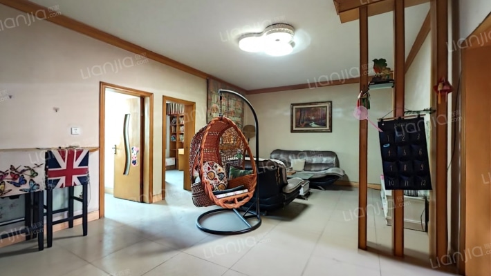 运输公司家属院二手房实景图