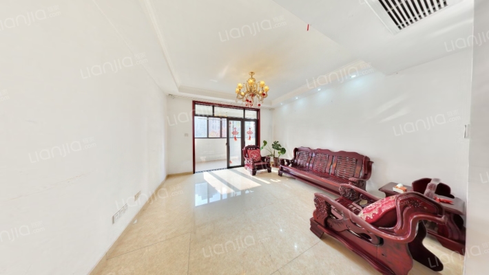 琥珀森林一期二手房实景图