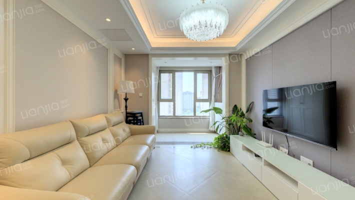 海信依云小镇格林二手房实景图