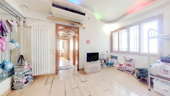 棉纺西路柒号院二手房实景图