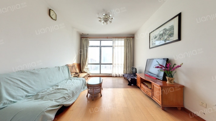 加城湖滨公寓二手房实景图