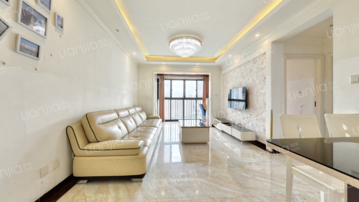 卓锦万黛二手房实景图