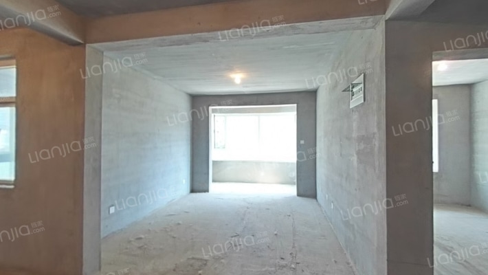 盛海华庭二手房实景图