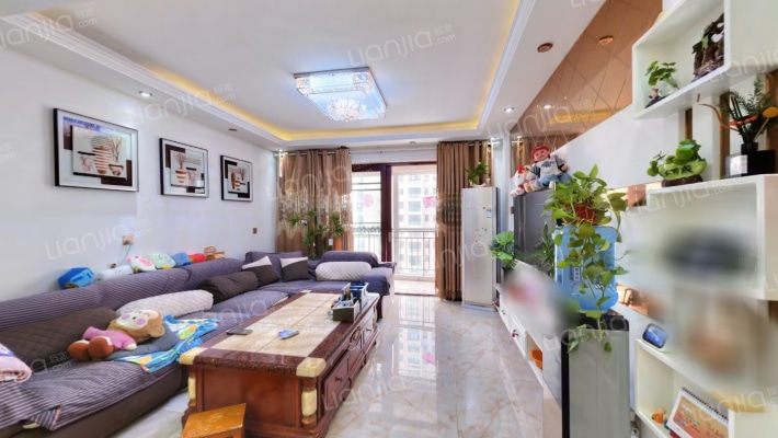 六合幸福门二期二手房实景图