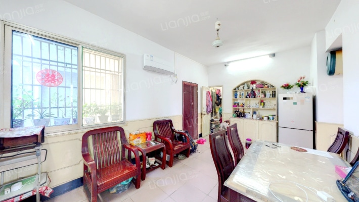 鹤池苑二区二手房实景图