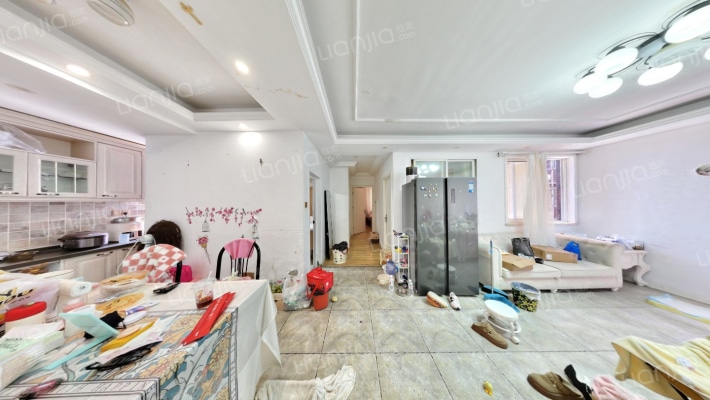 建鸿达现代空间二手房实景图