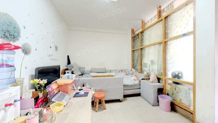 嘉洲华府二手房实景图