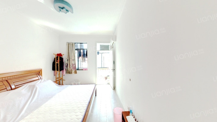 成套局宿舍二手房实景图