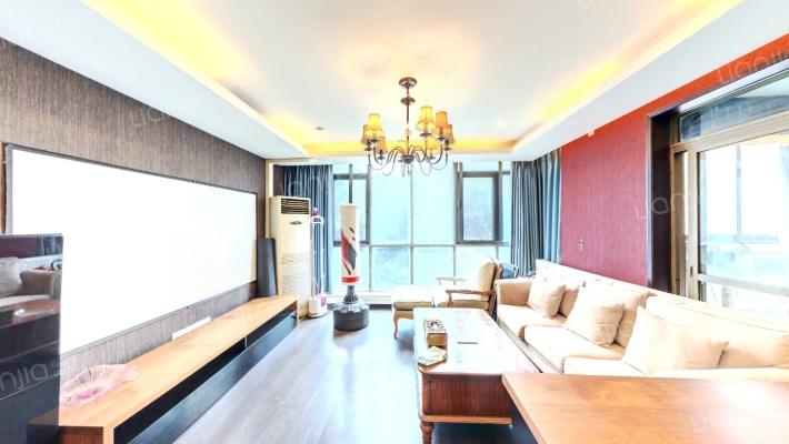 龙湖水晶郦城颐苑二手房实景图