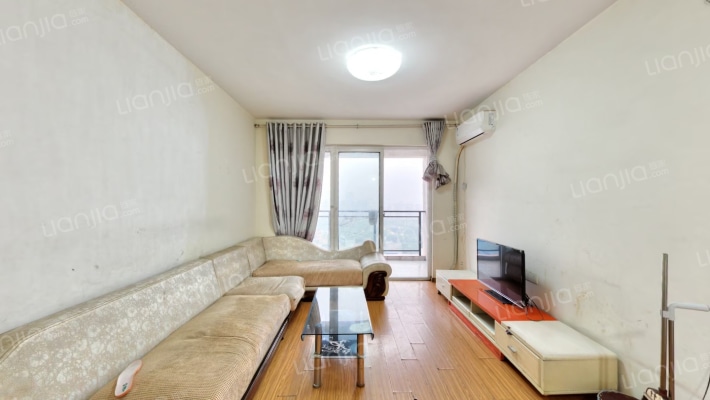 巨成龙湾二手房实景图