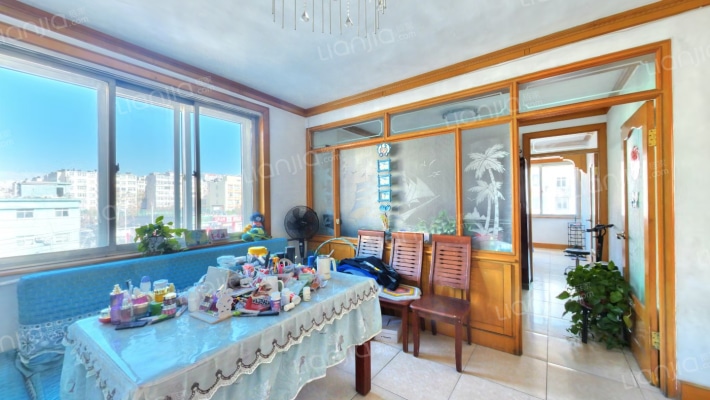 鞍山二路97号二手房实景图