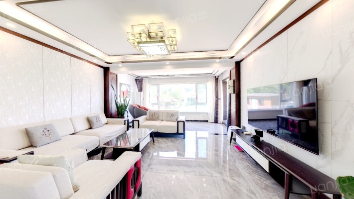 山海家园二手房实景图
