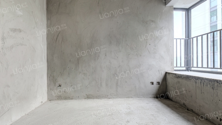 东湖山水二手房实景图