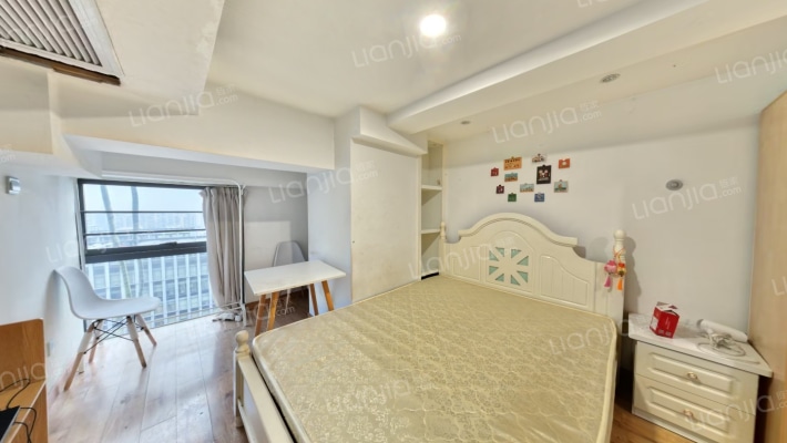 恒祺克拉天玺二手房实景图