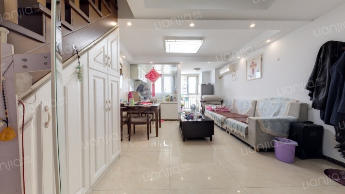 巴黎国际广场二手房实景图