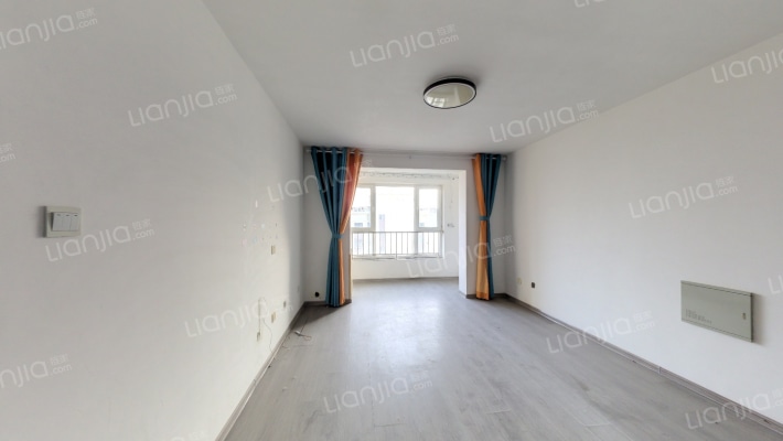 亢龙朗峯二手房实景图