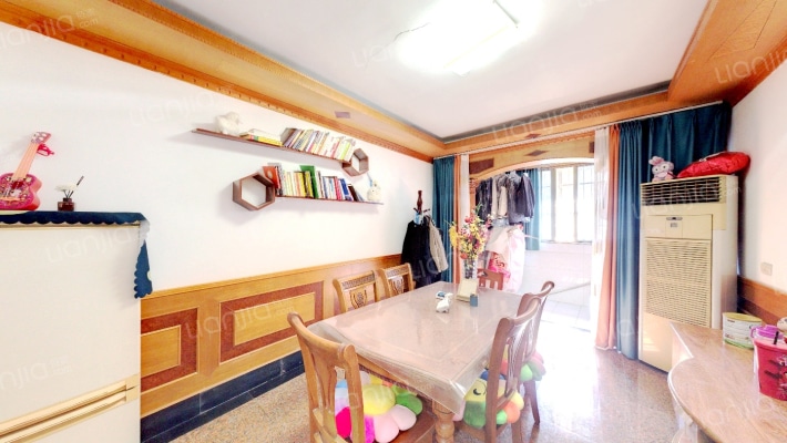 唐皇苑二手房实景图