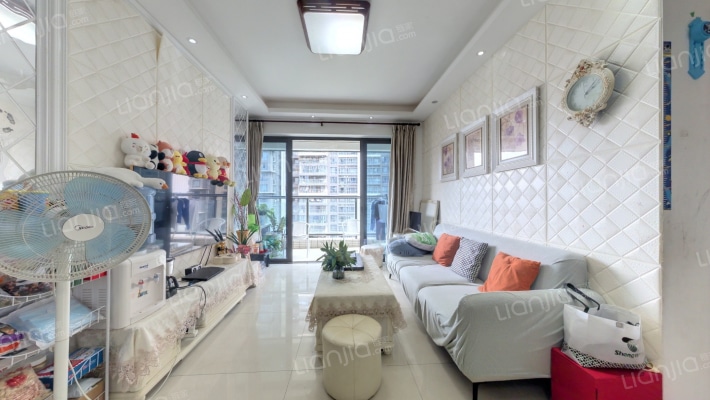 莱蒙水榭春天5期二手房实景图