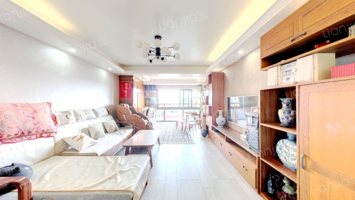 水晶湖郡二手房实景图