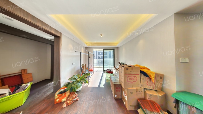 凤屿山河二手房实景图