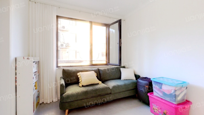 青春驿站二手房实景图