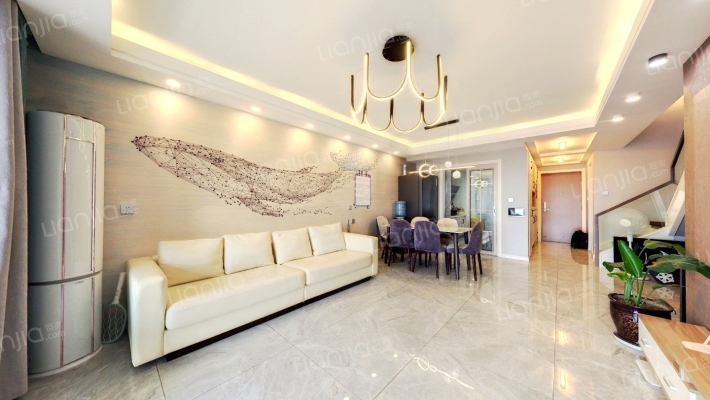 保利樾公馆二手房实景图