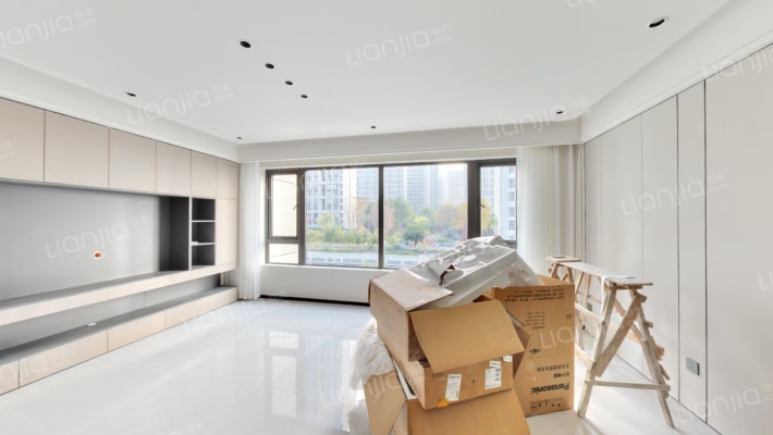 中海春华尚城二手房实景图