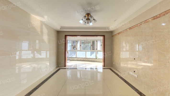 海龙湾二手房实景图