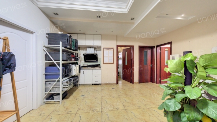 华荣大厦二手房实景图