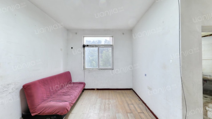 梨花雅苑二手房实景图