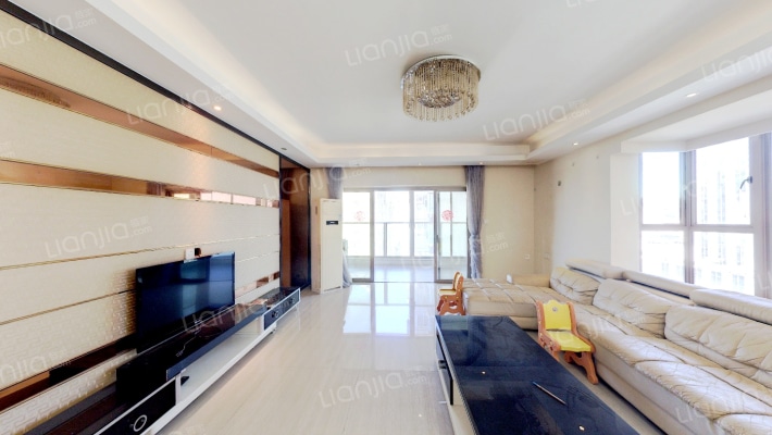 君临宝邸二手房实景图