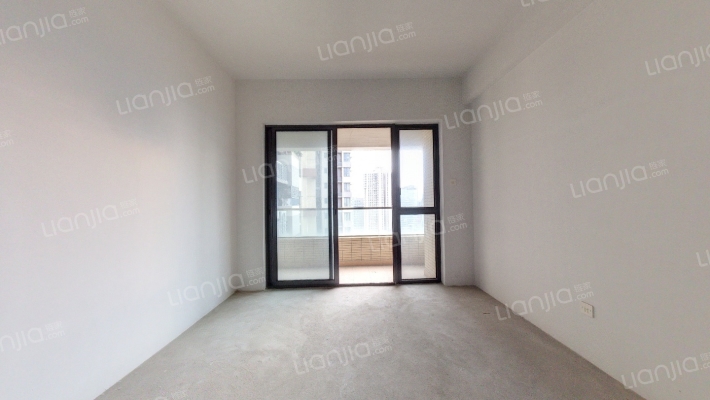 奕翠园二手房实景图