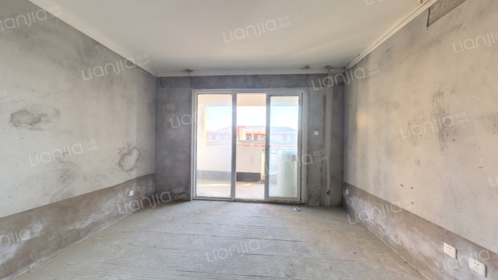 四里栖霞苑B区二手房实景图