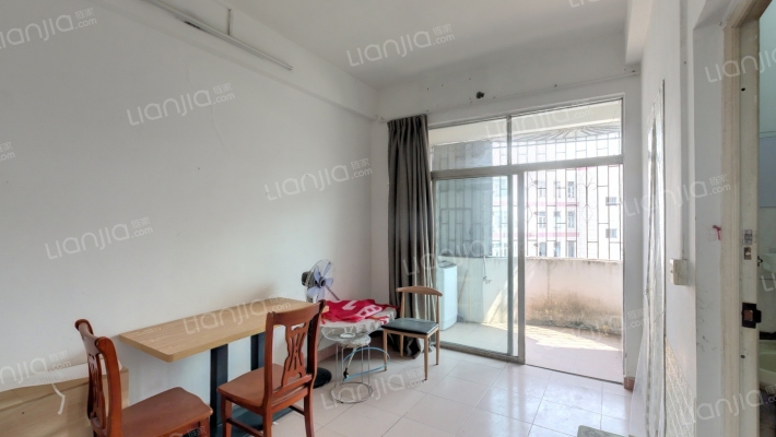 江滨花园二期二手房实景图