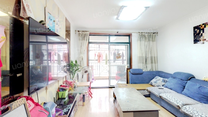 风景雅苑二手房实景图