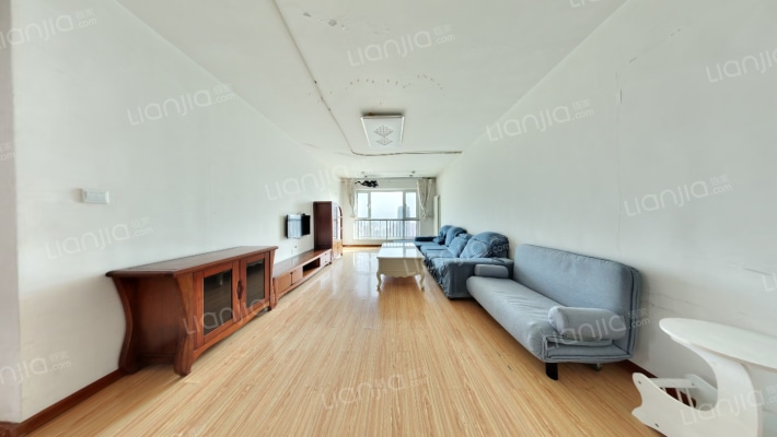 银滩雅苑二手房实景图